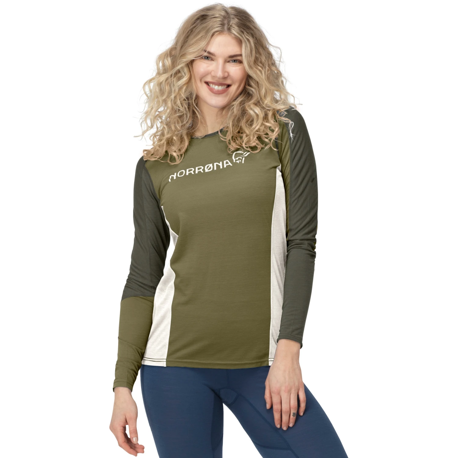 Norrona Maglia A Maniche Lunghe Donna - Falketind Equaliser Merino Round Neck - Olive Drab/Olive Night 3 Norrona Maglia A Maniche Lunghe Donna - Falketind Equaliser Merino Round Neck - Olive Drab/Olive Night