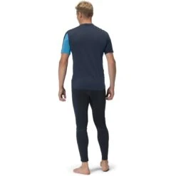 Norrona Maglia Uomo - Falketind Equaliser Merino - Hawaiian Surf/Indigo Night 11 Norrona Maglia Uomo - Falketind Equaliser Merino - Hawaiian Surf/Indigo Night -Norrona norrona falketind equaliser merino t shirt men hawaiian surf indigo night 3 1460900