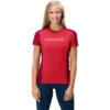 Norrona Maglietta Donna - Falketind Equaliser Merino - True Red/Jester Red 2 Norrona Maglietta Donna - Falketind Equaliser Merino - True Red/Jester Red -Norrona norrona falketind equaliser merino t shirt women true red jester red 3 1123972 1560897