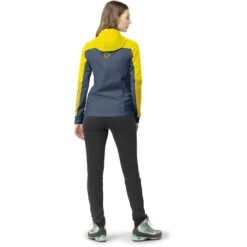 Norrona Giacca Donna - Falketind Warmwool2 Stretch Zip Hood - Blazing Yellow/Sulphur -Norrona norrona falketind warmwool2 stretch zip hood jacket women blazing yellow sulphur model 2 1399558