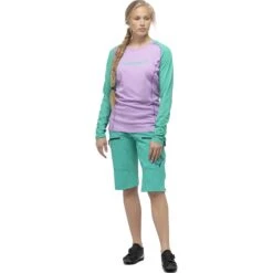 Norrona Maglia A Maniche Lunghe Donna - Fjørå Equaliser Lightweight - Violet Tuille/Arcadia -Norrona norrona fjora equaliser lightweight long sleeve shirt women violet tulle arcadia 3 903473