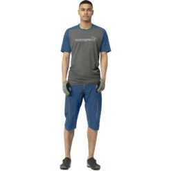 Norrona Maglia Uomo - Fjørå Equaliser Lightweight - Mykonos Blue/Castor Grey -Norrona norrona fjora equaliser lightweight t shirt men mykonos blue castor grey model 1 1399607