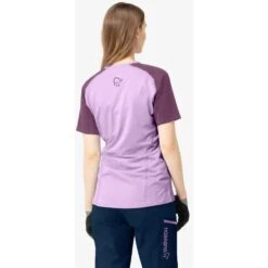 Norrona Maglia Donna - Fjørå Equaliser Lightweight - Dark Purple/Violet Tulle -Norrona norrona fjora equaliser lightweight t shirt women dark purple violet tulle 5 1126784