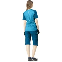 Norrona Maglia Donna - Fjørå Equaliser Lightweight - Mykonos Blue/Aquarius -Norrona norrona fjora equaliser lightweight t shirt women mykonos blue aquarius model 2 1399589