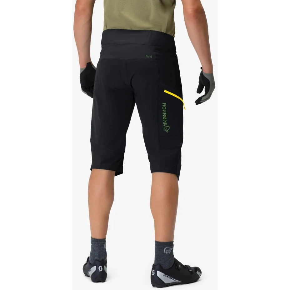 Norrona Pantaloncini Uomo - Fjørå Flex1 - Caviar 6 Norrona Pantaloncini Uomo - Fjørå Flex1 - Caviar - immagine 4