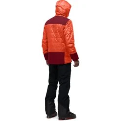 Norrona Giacca Uomo - Lofoten Primaloft80 Anorak - Arednalin/Rhubarb 11 Norrona Giacca Uomo - Lofoten Primaloft80 Anorak - Arednalin/Rhubarb -Norrona norrona lofoten primaloft80 anorak jacket men arednalin rhubarb 4 1255986