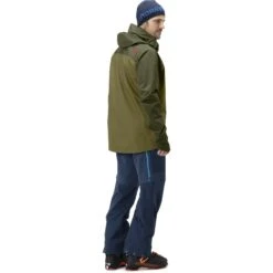 Norrona Giacca Uomo - Lyngen Gore-Tex - Olive Drab/Olive Night 11 Norrona Giacca Uomo - Lyngen Gore-Tex - Olive Drab/Olive Night -Norrona norrona lyngen gore tex jacket men olive drab olive night 4 1256424