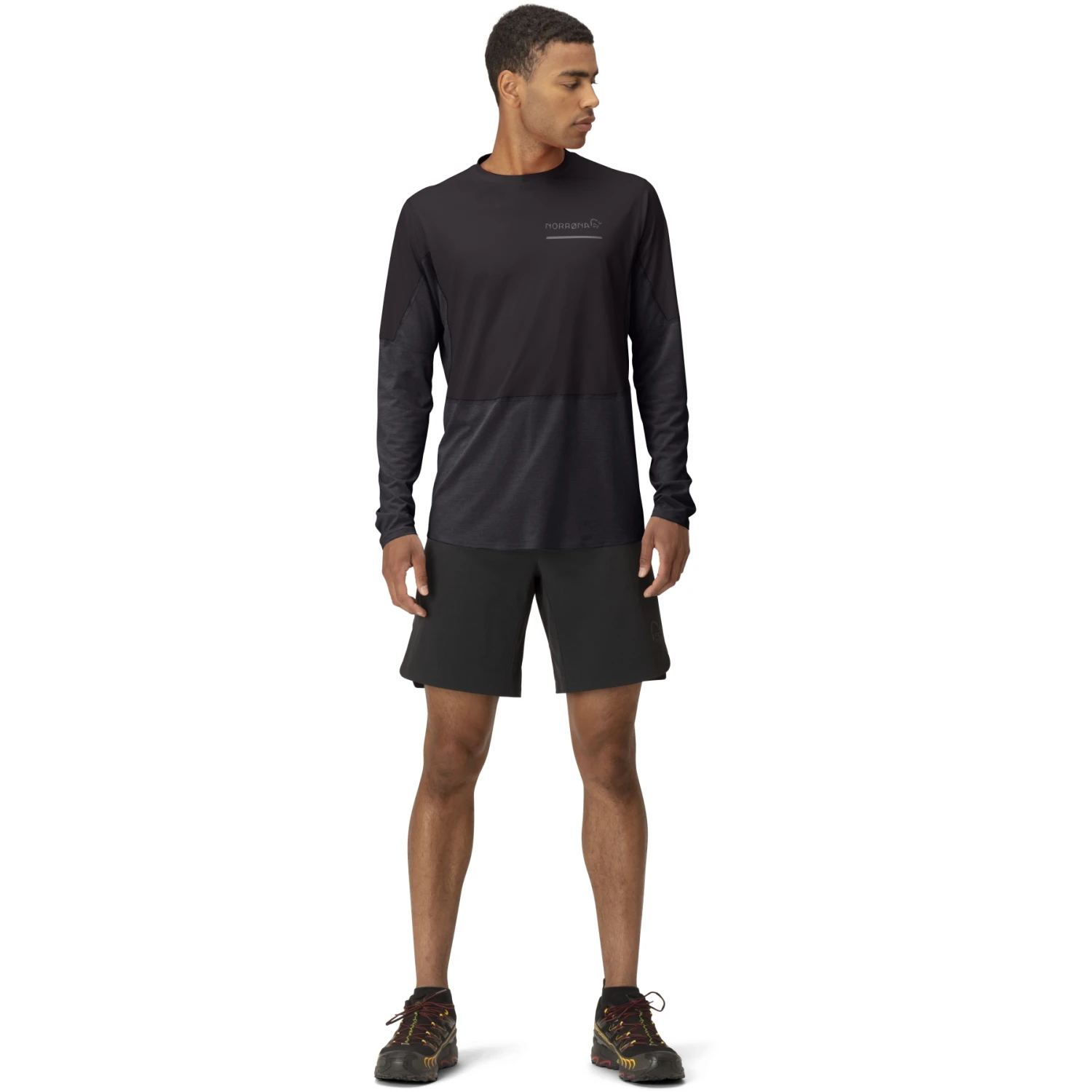 Norrona Maglia A Maniche Lunghe Uomo - Senja Equaliser Lightweight - Caviar 6 Norrona Maglia A Maniche Lunghe Uomo - Senja Equaliser Lightweight - Caviar - immagine 4