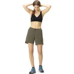Norrona Pantaloncini Donna - Senja Flex1 8 Inch - Olive Night -Norrona norrona senja flex1 8 inch shorts women olive night model 1 1399938