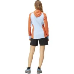 Norrona Golfino In Pile Donna - Senja Warm1 Hood - Flamingo -Norrona norrona senja warm1 hood women flamingo model 2 1399997