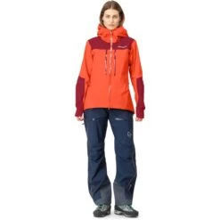 Norrona Giacca Donna - Trollveggen Gore-Tex Pro Light - Orange Alert 10 Norrona Giacca Donna - Trollveggen Gore-Tex Pro Light - Orange Alert -Norrona norrona trollveggen gore tex pro light jacket women orange alert 4 1518919
