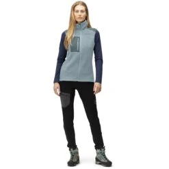 Norrona Gilet Donna - Trollveggen Thermal Pro - Tourmaline 10 Norrona Gilet Donna - Trollveggen Thermal Pro - Tourmaline -Norrona norrona trollveggen thermal pro vest women tourmaline 3 1258820